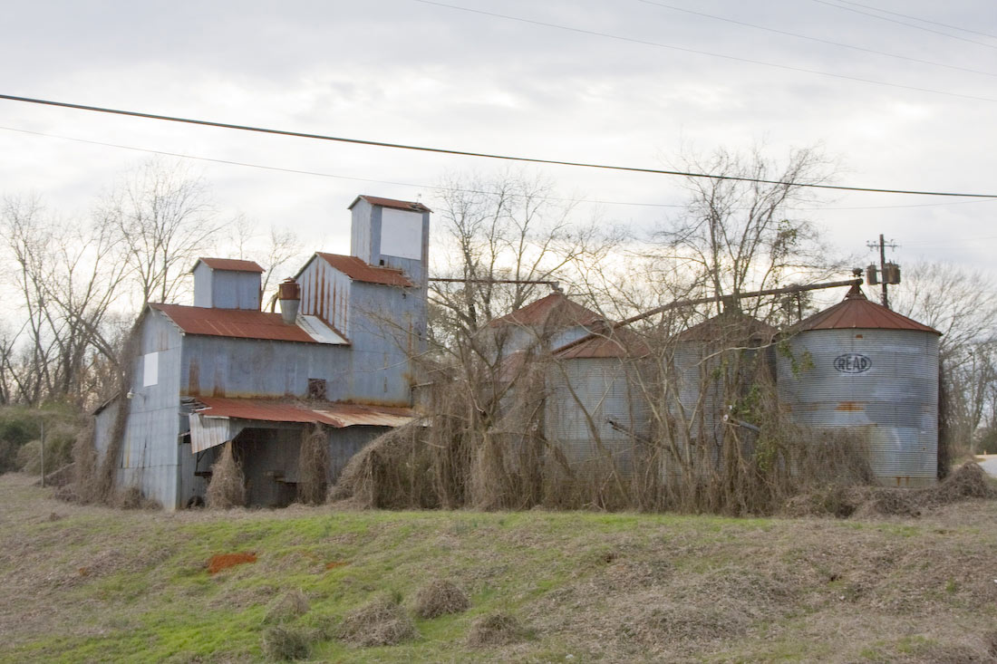 http://www.chevy6.com/chevy6/Old%20Shed.jpg